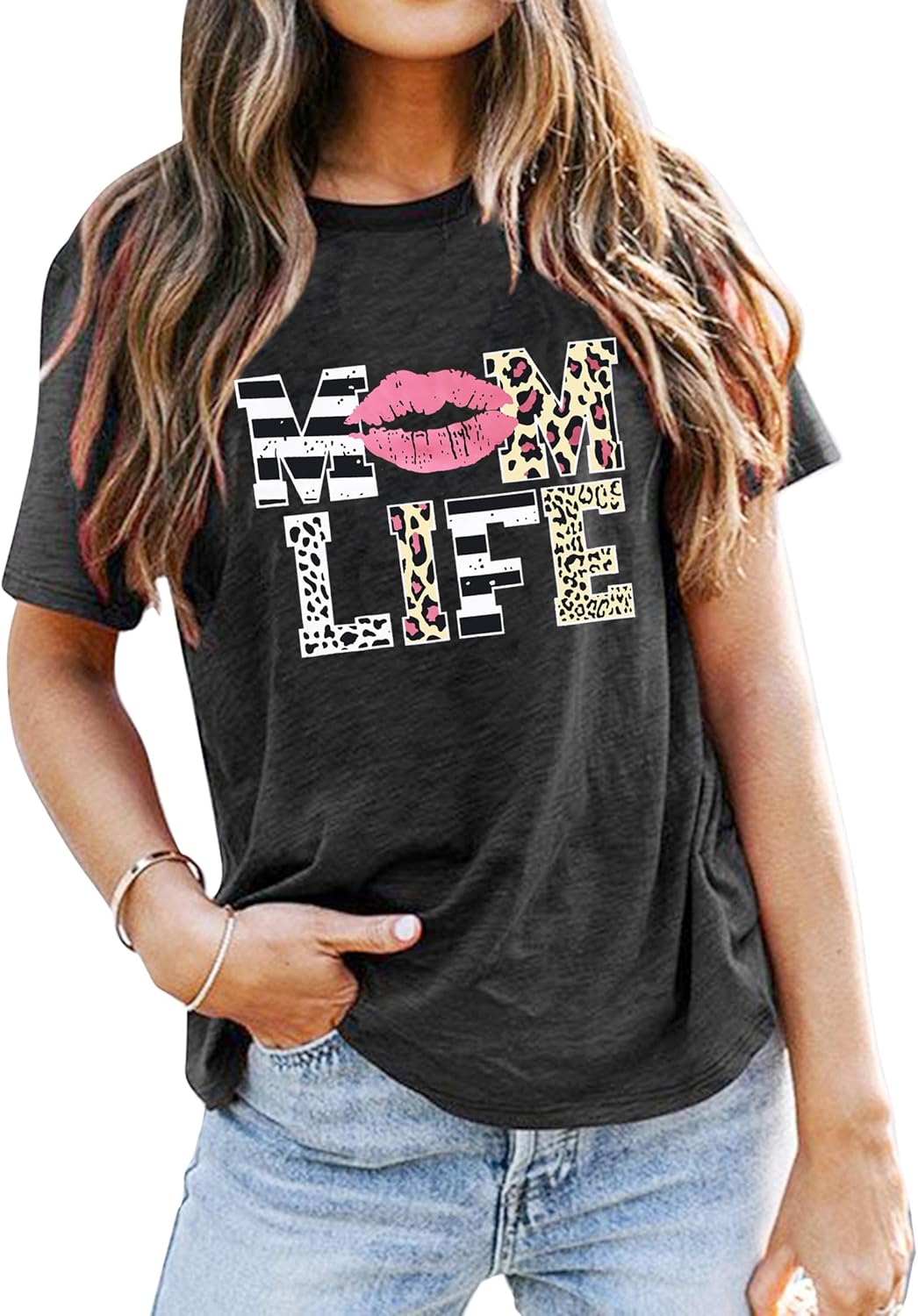 Women Mom Life T-Shirts Leopard Lips Stripe Graphic Shirts Funny Letter Printed Tee Mother&#39;s Day Casual Blouse Mother Shirt
