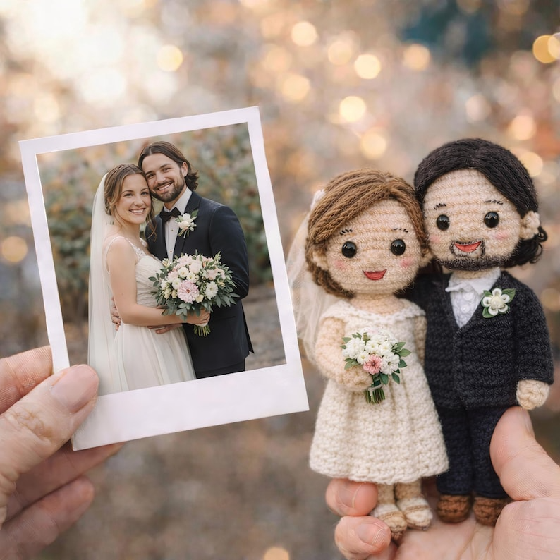 Custom Crochet Graduation Doll From Photo, Look alike doll, Graduation Gift for Her, Handmade Amigurumi Doll, College Graduation Keepsake