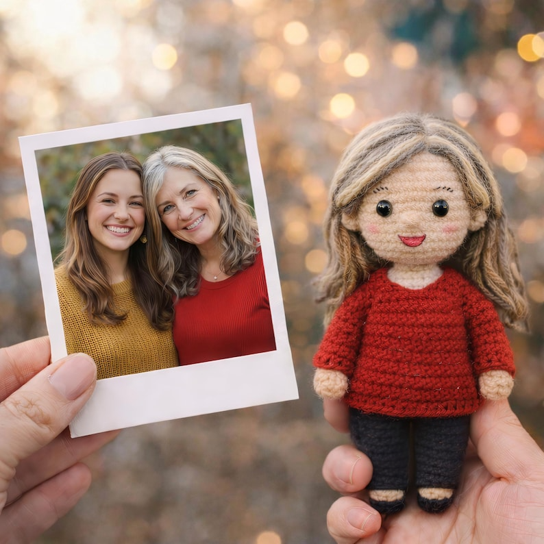 Custom Crochet Graduation Doll From Photo, Look alike doll, Graduation Gift for Her, Handmade Amigurumi Doll, College Graduation Keepsake