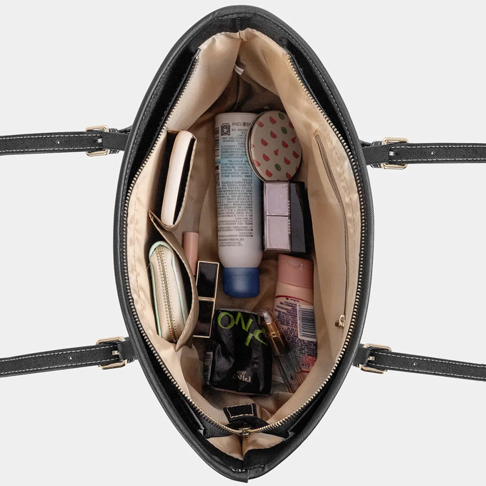 Personalized Leather Bucket Bag, November Birthday Gifts, Queens Are Born In November