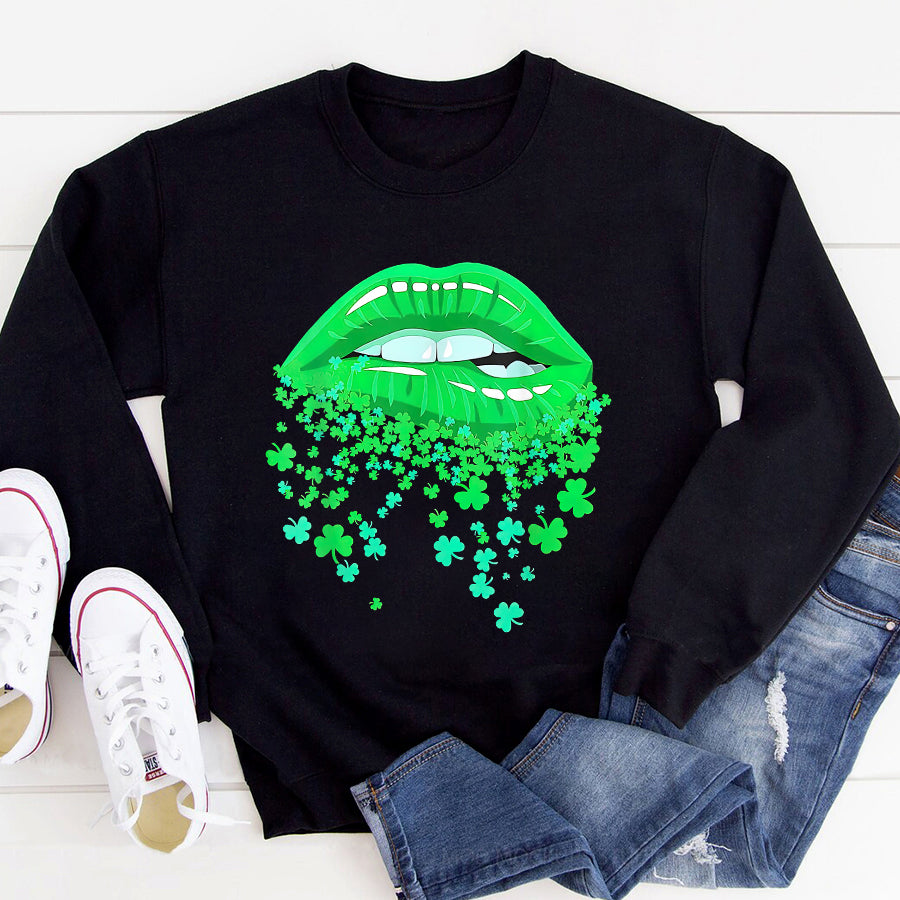 St Patricks Day Shirt Lips Sexy Green Cool Irish Shamrock St Patricks Day T-Shirt Funny St Patricks Day Shirts Womens St Patricks Day Shirt Lips Sexy Green Cool Irish Shamrock St Patricks Day T-Shirt Funny St Patricks Day Shirts Womens
