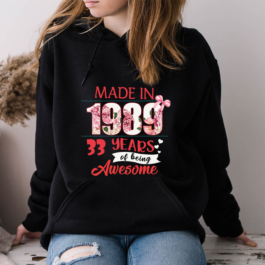 Made In 1989 - 33 years of being awesome 33rd birthday unique t shirt for woman, her gifts for 33 years old , Turning 33 and fabulous birthday cotton shirt