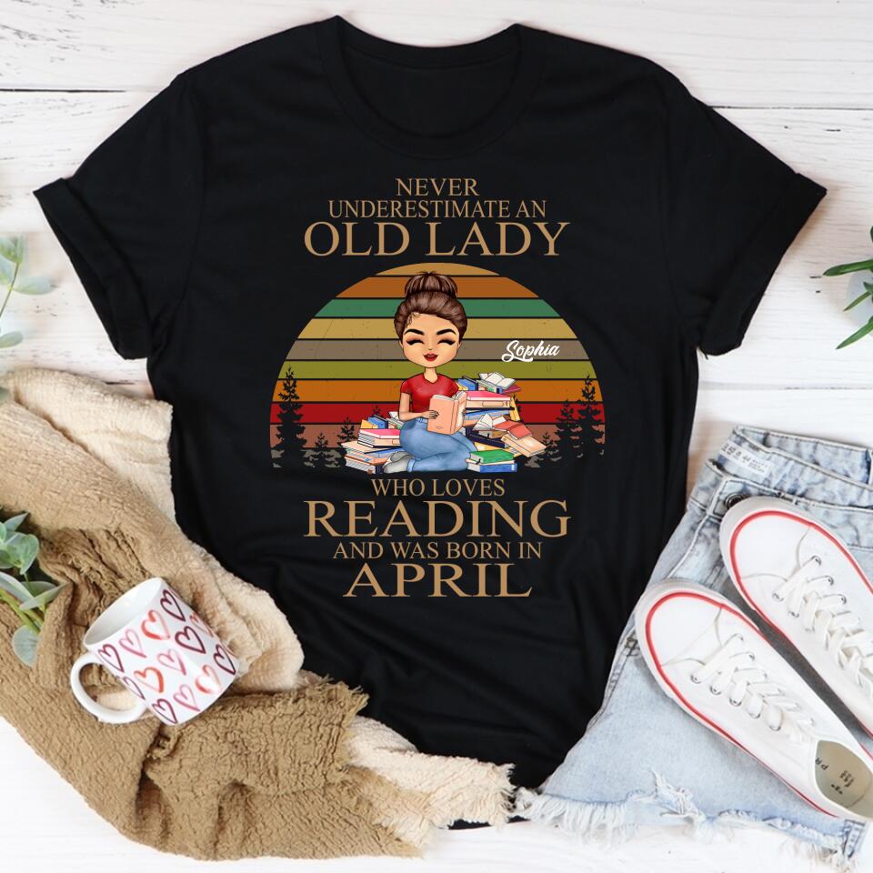 April Birthday Shirt, Custom Birthday Shirt, Queens Born In April, April Birthday Gifts, April shirts for Woman