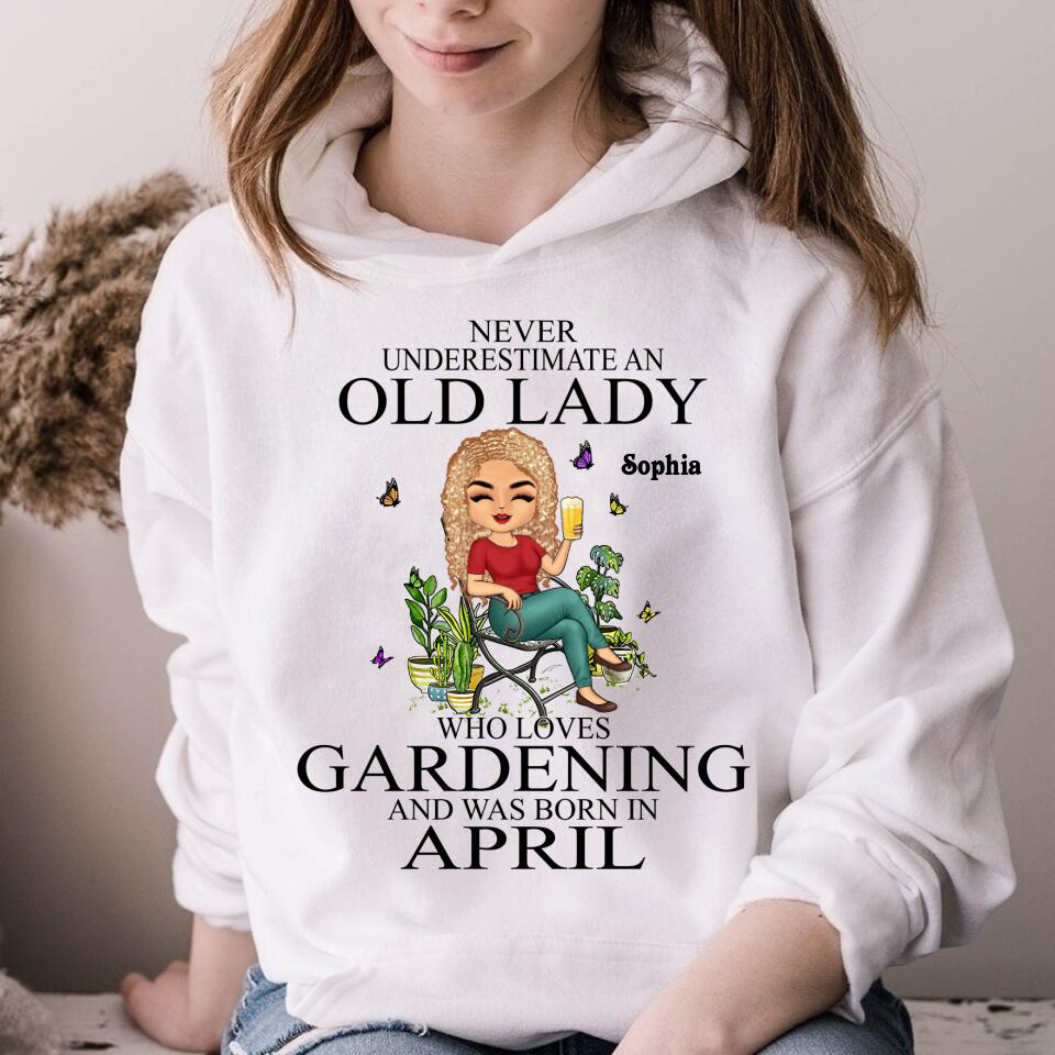 April Birthday Shirt, Custom Birthday Shirt, Queens Born In April, April Birthday Gifts, April Queen Shirt, April Birthday Shirts For Woman, Her Birthday Gifts For April, Gardening Custom Shirt, Gift For Gardeners, Plant Lovers