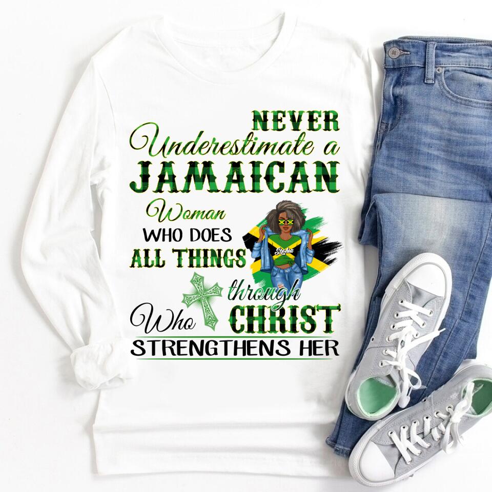 Jamaica Girl Queen Shirt Jamaincan Queen African American Afro Woman Jamaica Flag Gift Never Underestimate A Jamaican Woman Who Does All Things Through Who Christ Strengthens Her T-Shirt