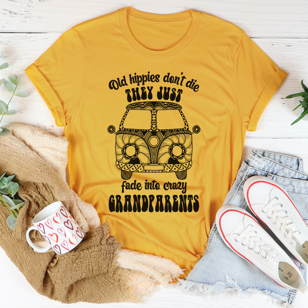 Old hippies don't die They just fade into crazy grandparents t shirts, 70s hippie shirts, Gifts For Hippie Friends, Hippie Gift Ideas