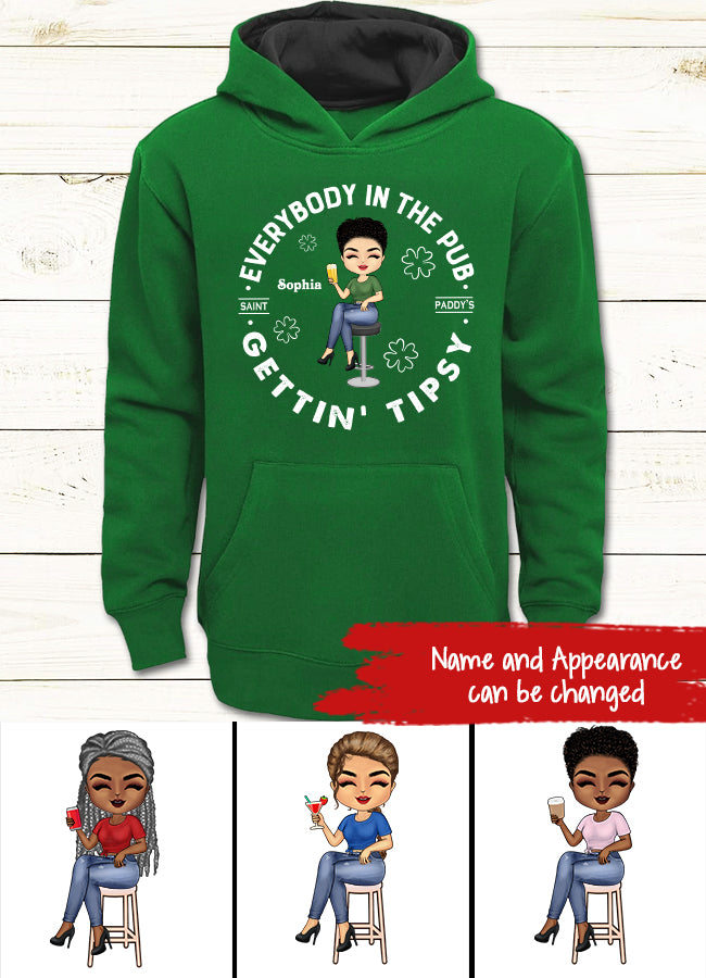 Everybody In The Pub Gettin Tipsy, St Patricks Day Shirt Women, St Pattys, Saint Paddy‘s Shirt, Lets Get Lucked Up, Shamrocks Shenanigans